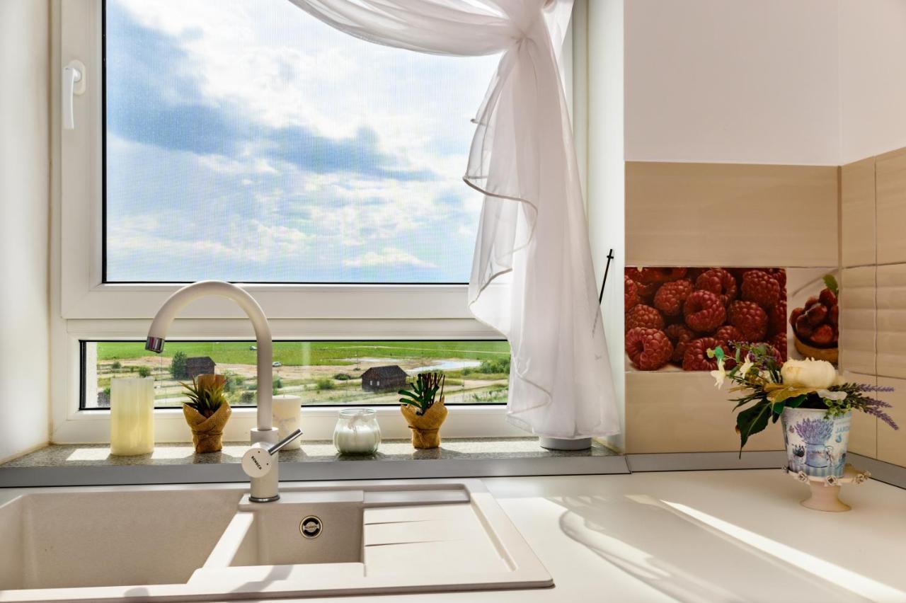 Luxury Apartment Avantgarden 3 Brasov Exterior photo
